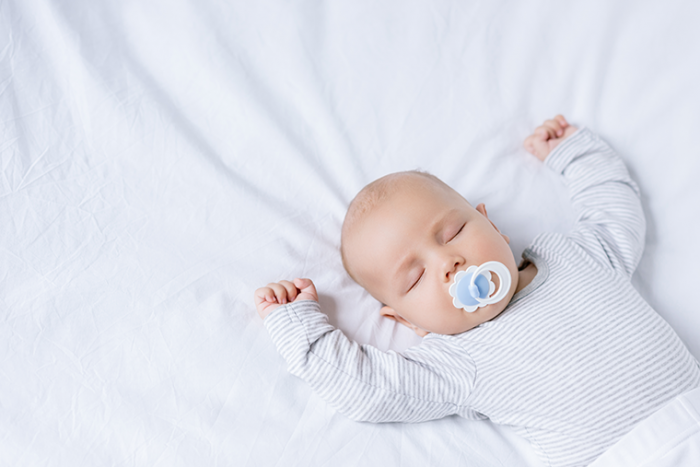 Las mejores almohadas para embarazadas para disfrutar de una noche de sueño  increíble - Etapa Infantil